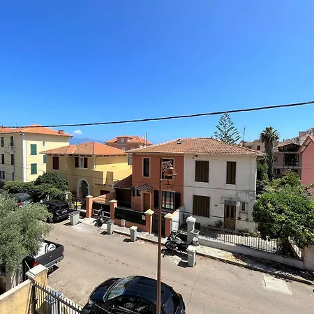 Semesterbostad Maison Renovee 2 Chambres, Jardin, Plage A 500m, Clim, Parking, Centre Ajaccio - Fr-1-61-620 Ajaccio (Corsica)
